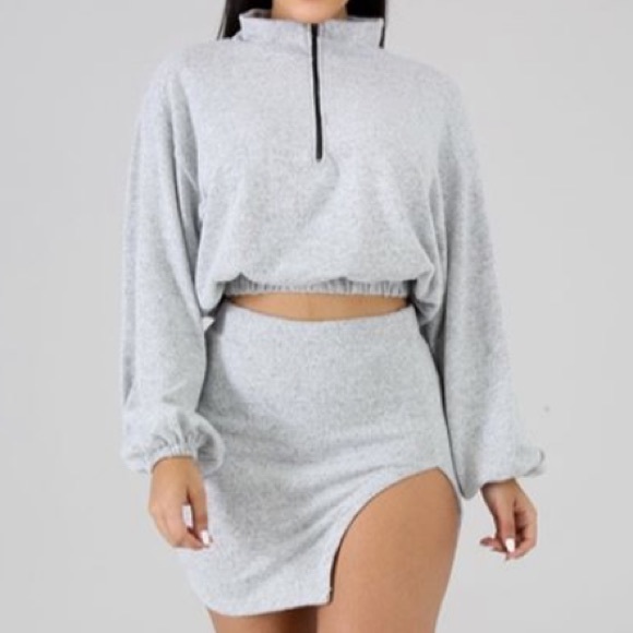 gitionline Other - Grey two piece set -